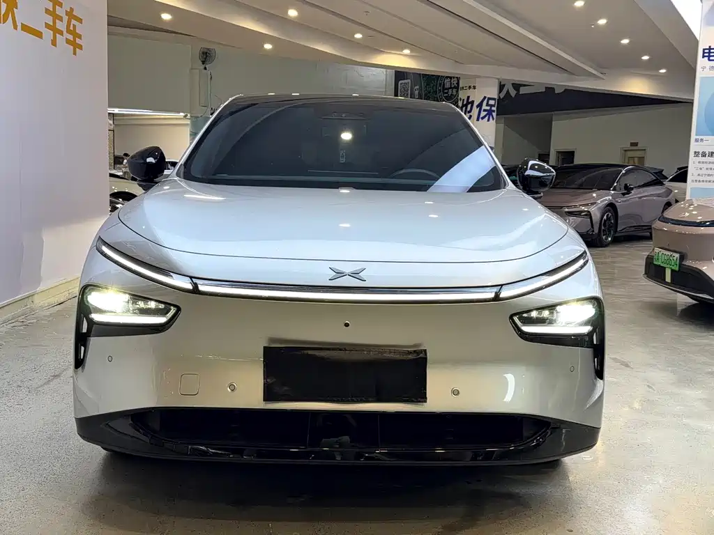 XPeng G7 — миниатюра 2