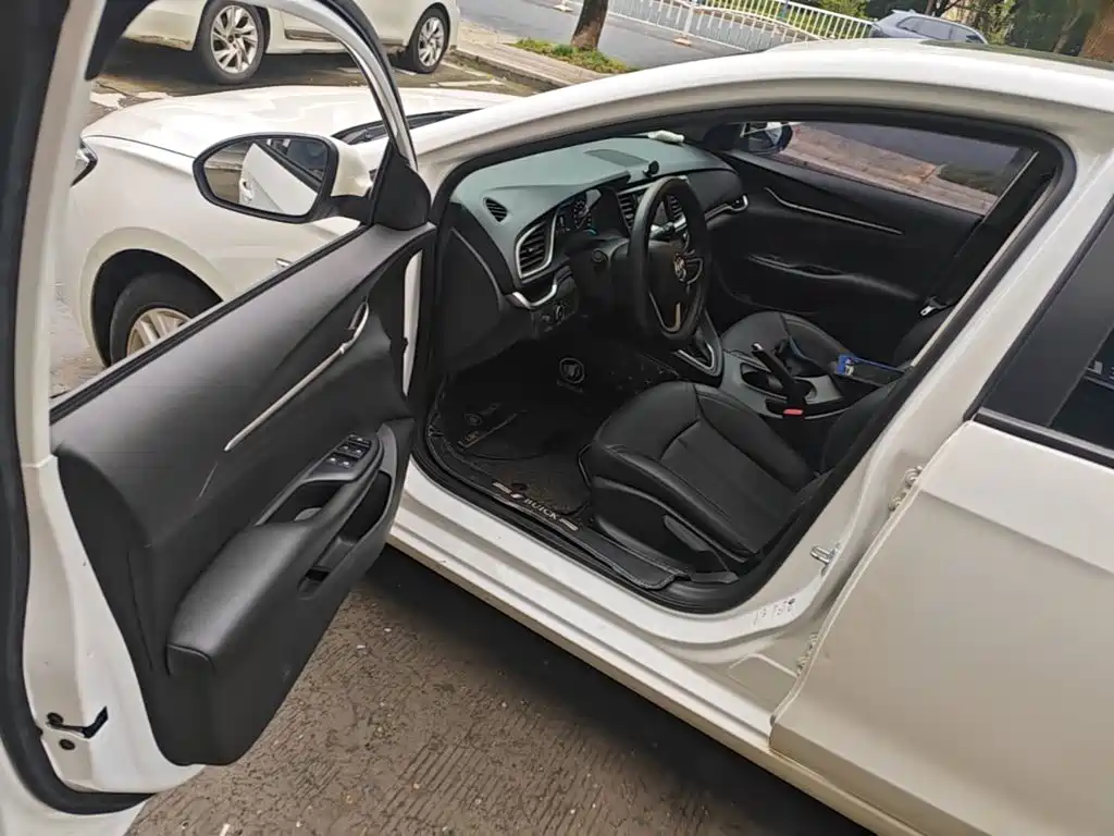 Buick Excelle — миниатюра 16