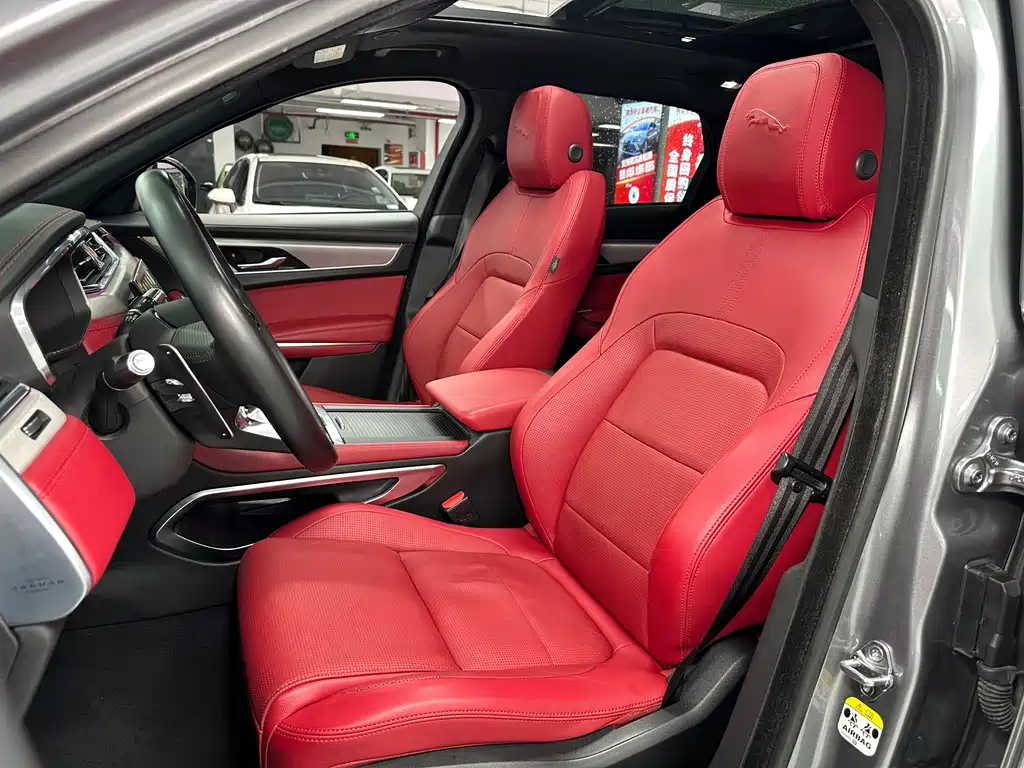 Jaguar F-PACE — миниатюра 26