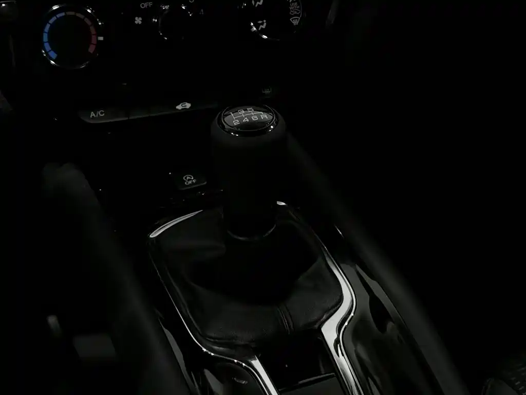 Honda Vezel — миниатюра 13
