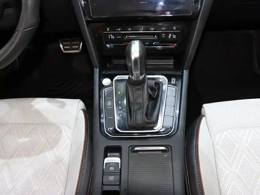 Volkswagen Magotan 2 Million Units Commemorative Edition 330TSI DSG Luxury Type, фото 15