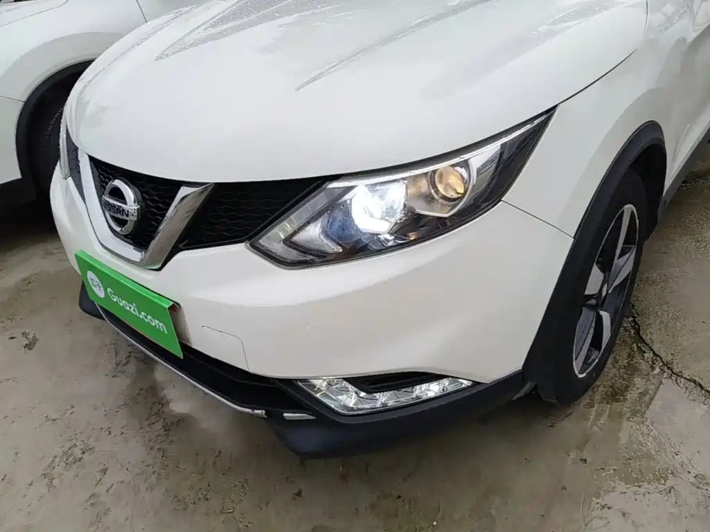 Nissan Qashqai — миниатюра 24