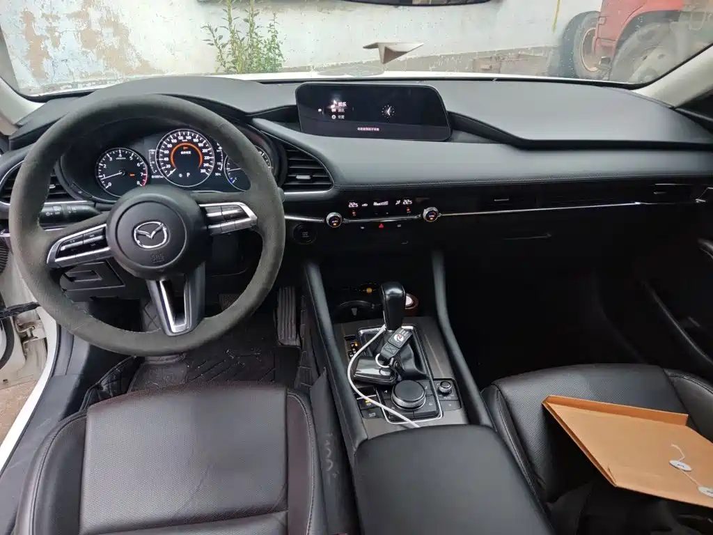 Mazda 3 Axela — миниатюра 10