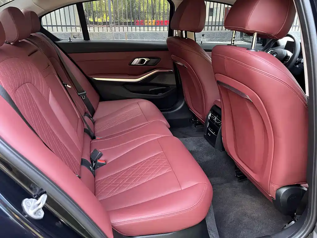 BMW 3 Series — миниатюра 9