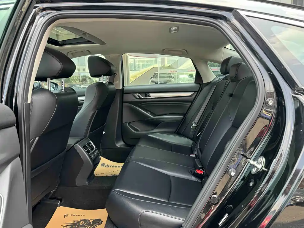 Honda Accord 2022 260TURBO Luxury