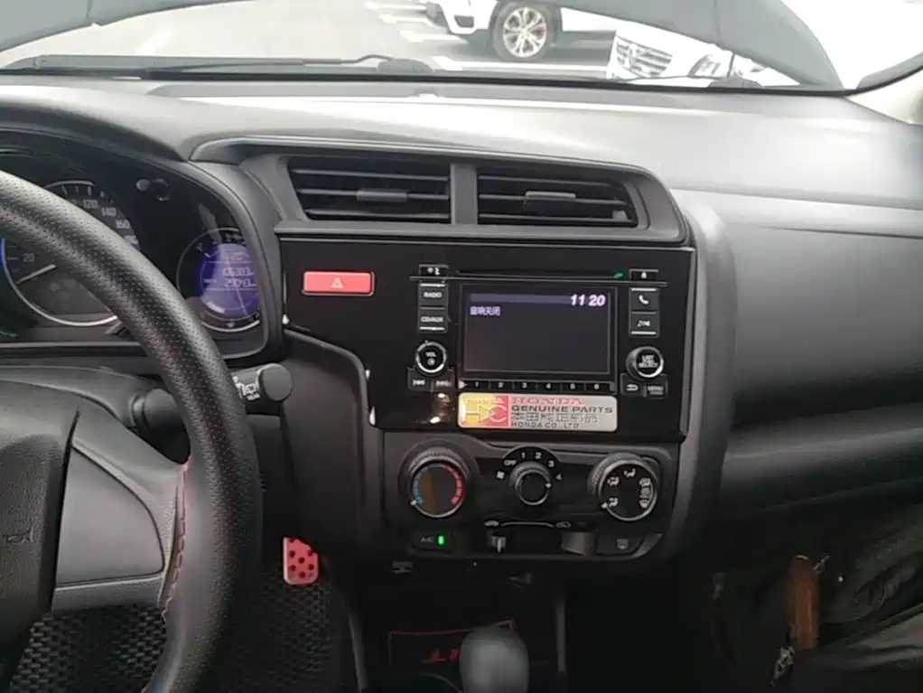 Honda Fit — миниатюра 13