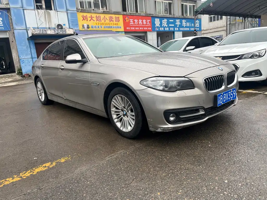 BMW 5 Series — миниатюра 3