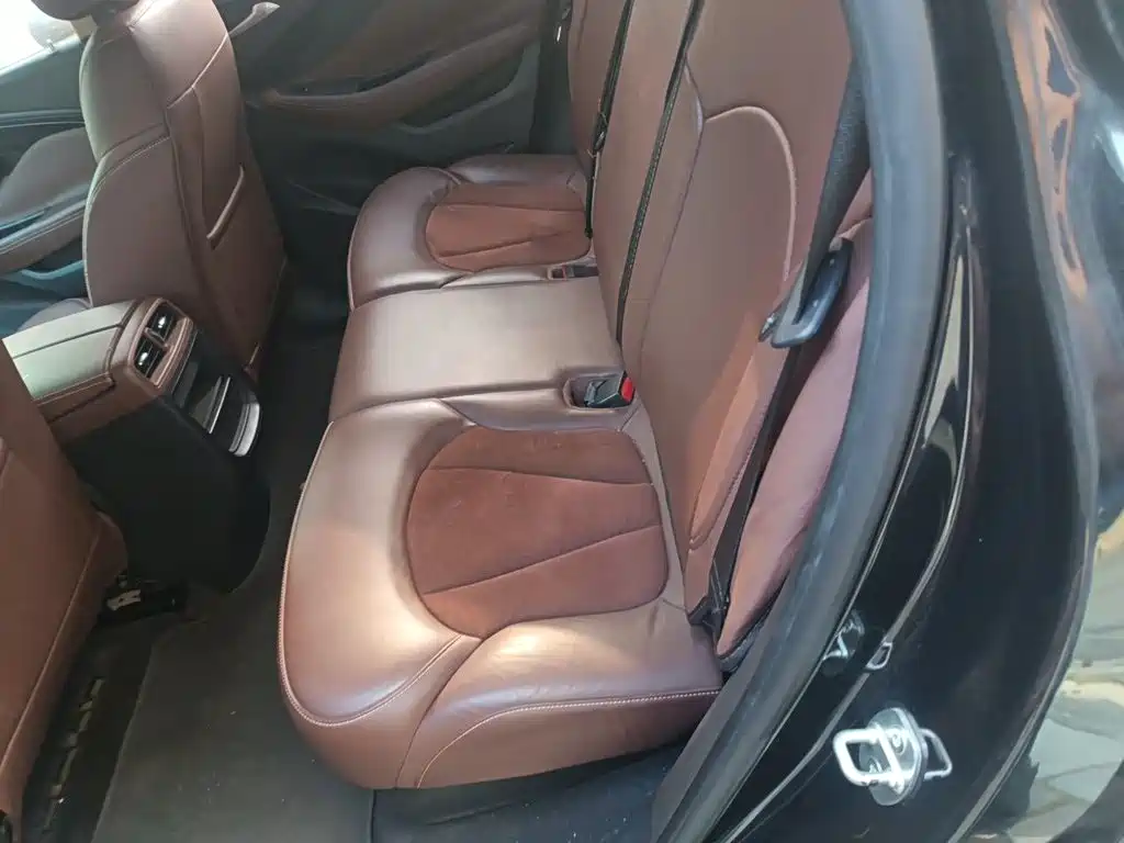 Buick Envision Plus — миниатюра 13