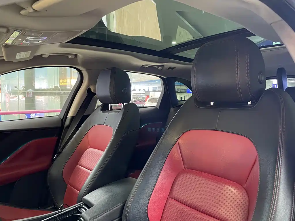 Jaguar F-PACE — миниатюра 11