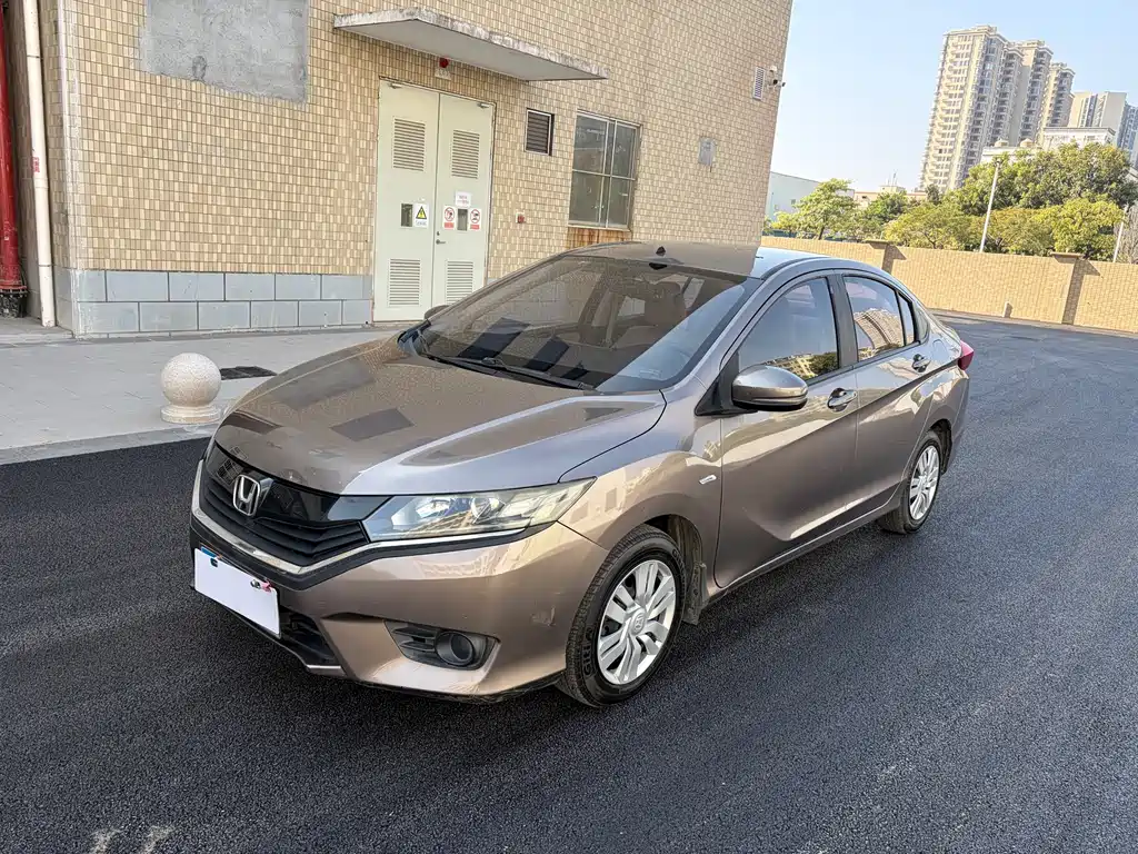 Honda Greiz 2016