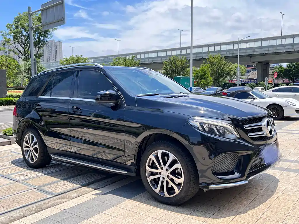 Mercedes-Benz GLE 2017 GLE 320 4MATIC Luxury