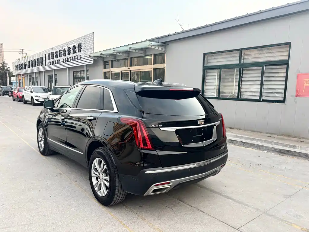 Cadillac XT5 2021 28T Luxury