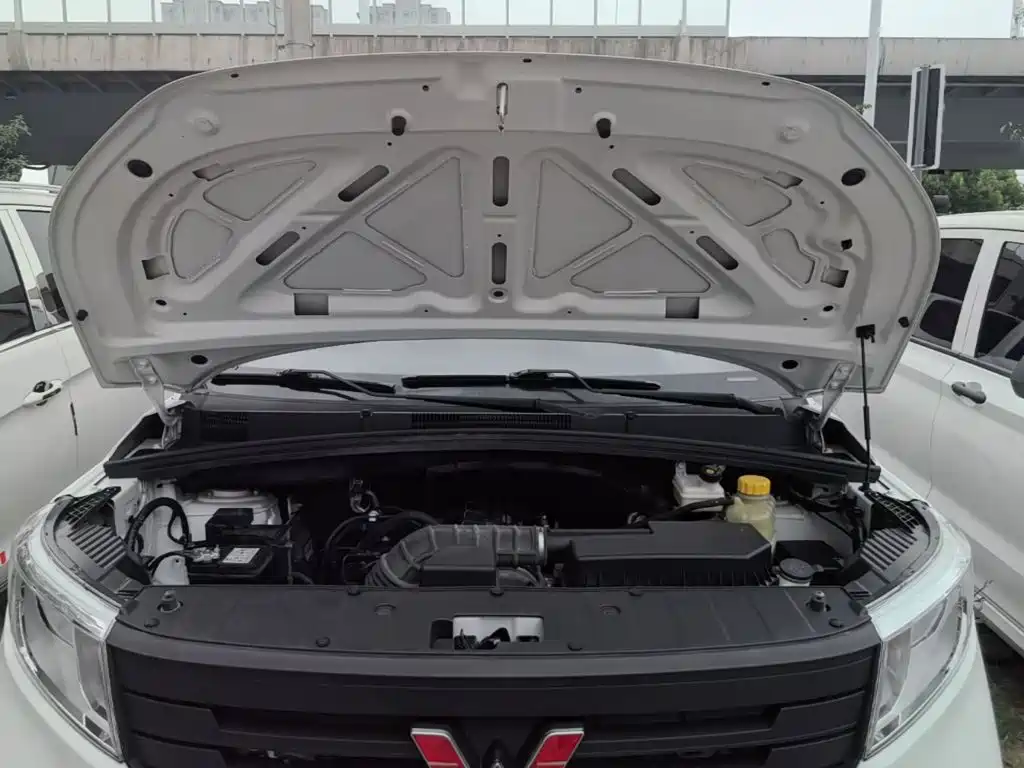 Wuling Hongguang PLUS — миниатюра 20