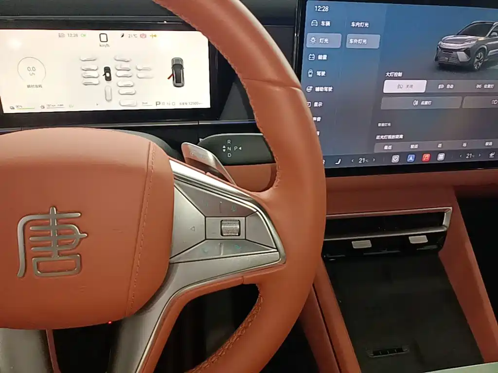 BYD Tang L — миниатюра 14
