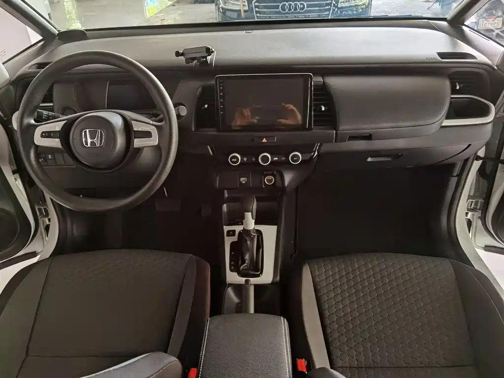 Honda Fit — миниатюра 10