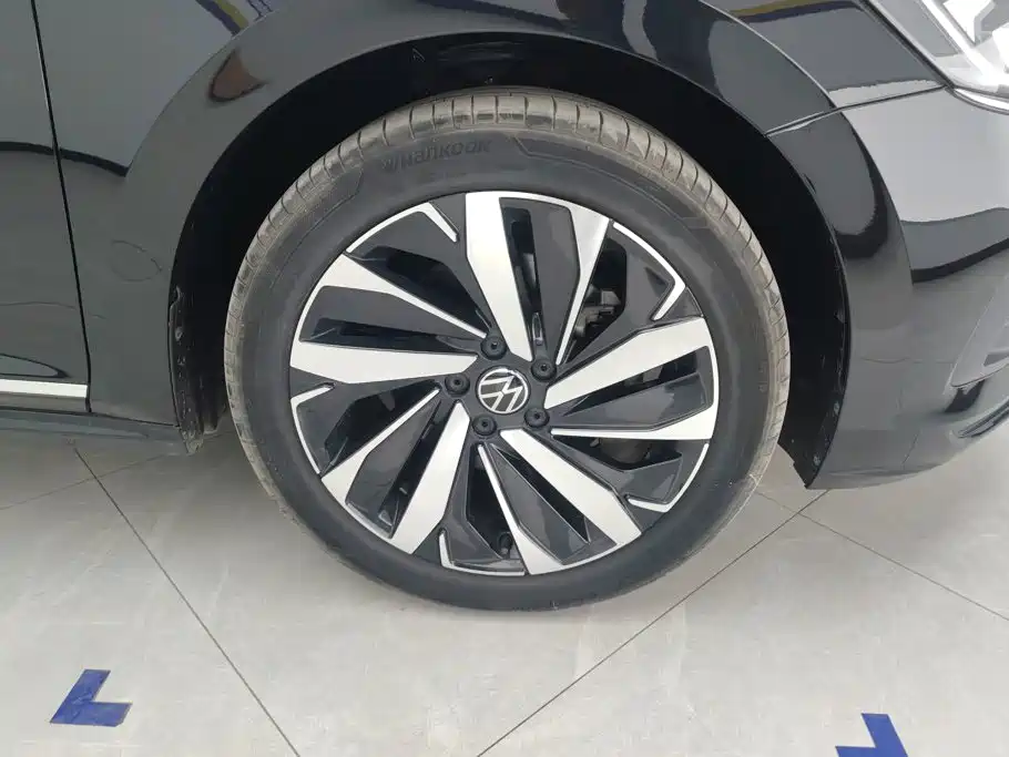 Volkswagen Passat — миниатюра 6
