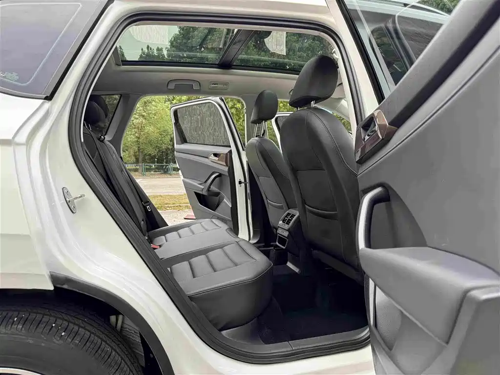 Volkswagen Tharu — миниатюра 18