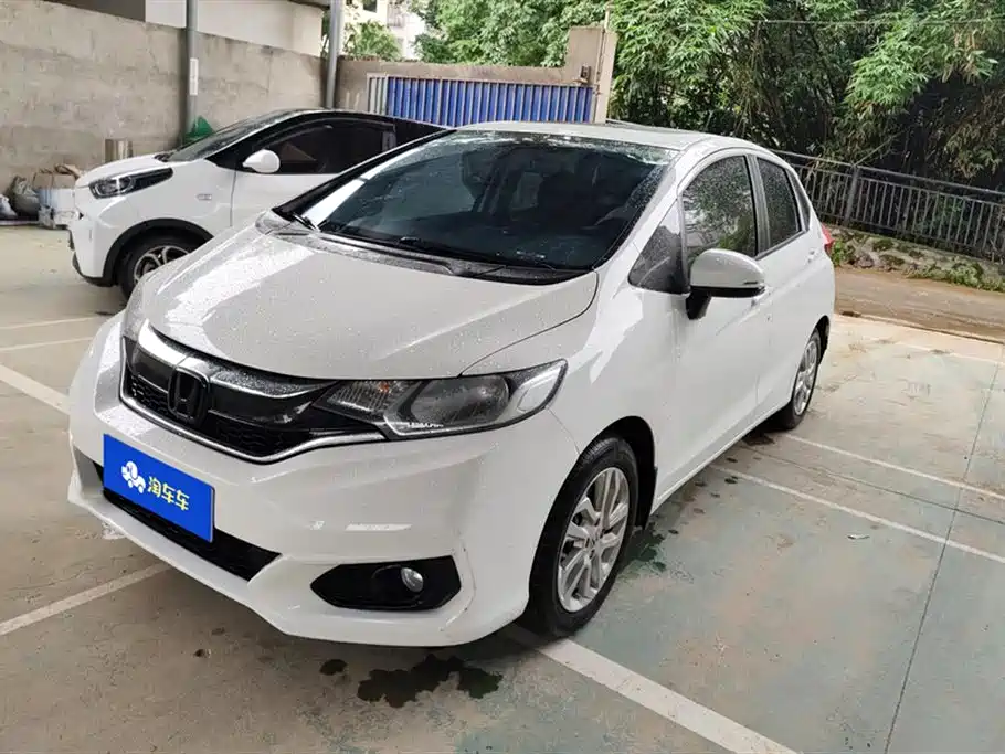 Honda Fit 2018 1.5L CVT Luxury Edition