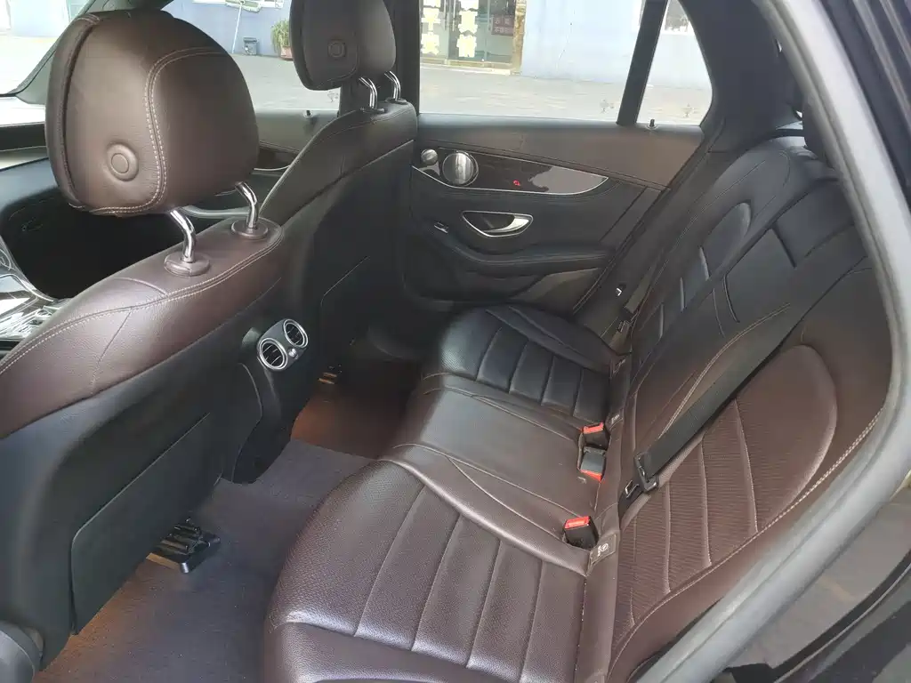 Mercedes-Benz GLC — миниатюра 8