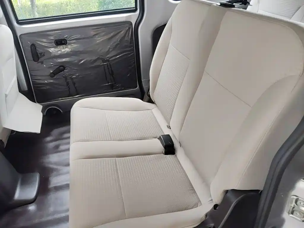 Wuling Hongguang V — миниатюра 17