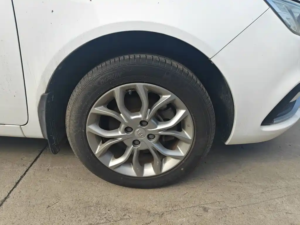 Geely Vision — миниатюра 8