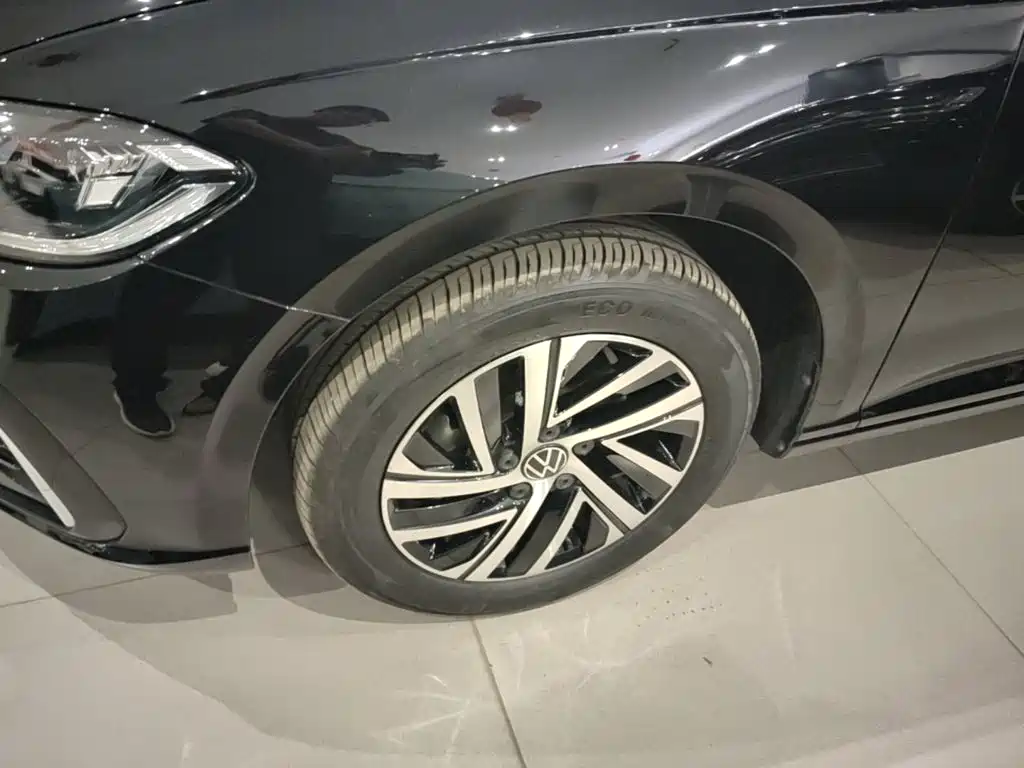 Volkswagen Lavida — миниатюра 23