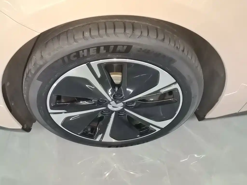 NIO ET5T — миниатюра 23