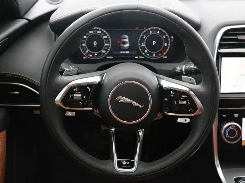 Jaguar XEL — миниатюра 7