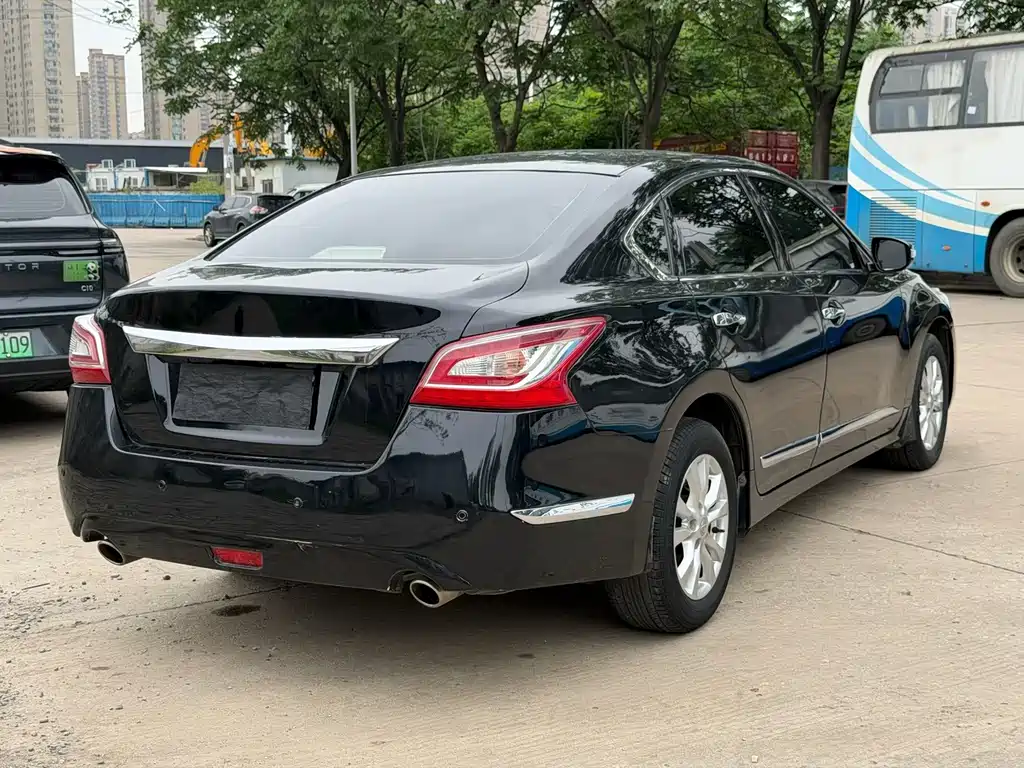 Nissan Teana — миниатюра 9