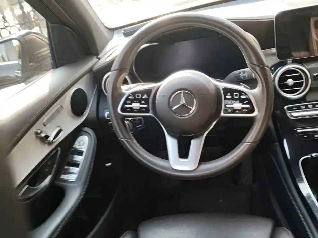 Mercedes-Benz GLC — миниатюра 11