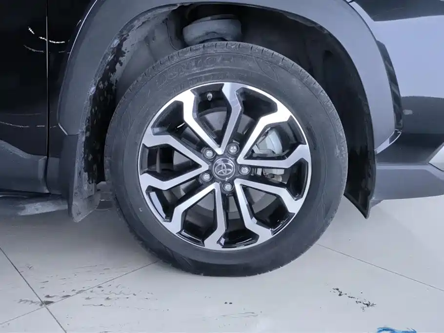 Toyota Frontlander 2022 2.0L CVT Luxury