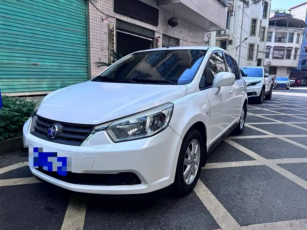 Venucia R50 2013 1.6L MT Fashion