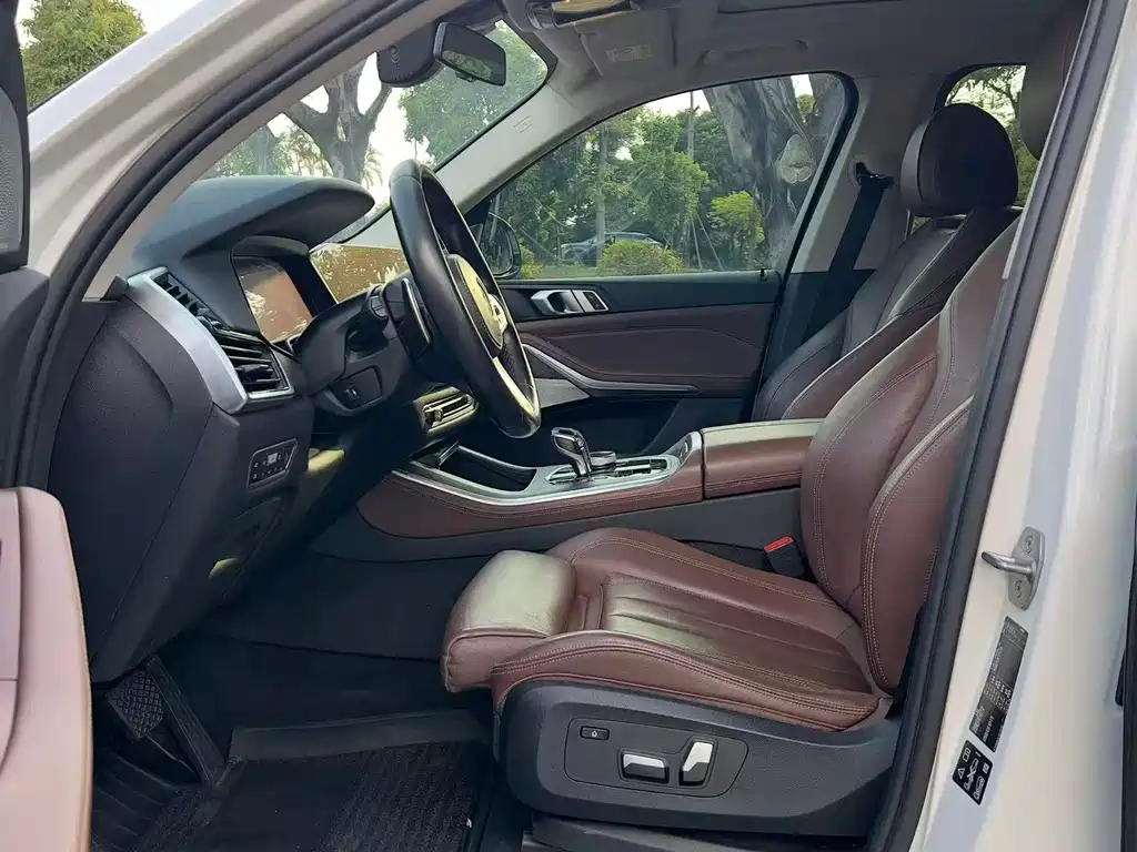 BMW X5 (Import) — миниатюра 6