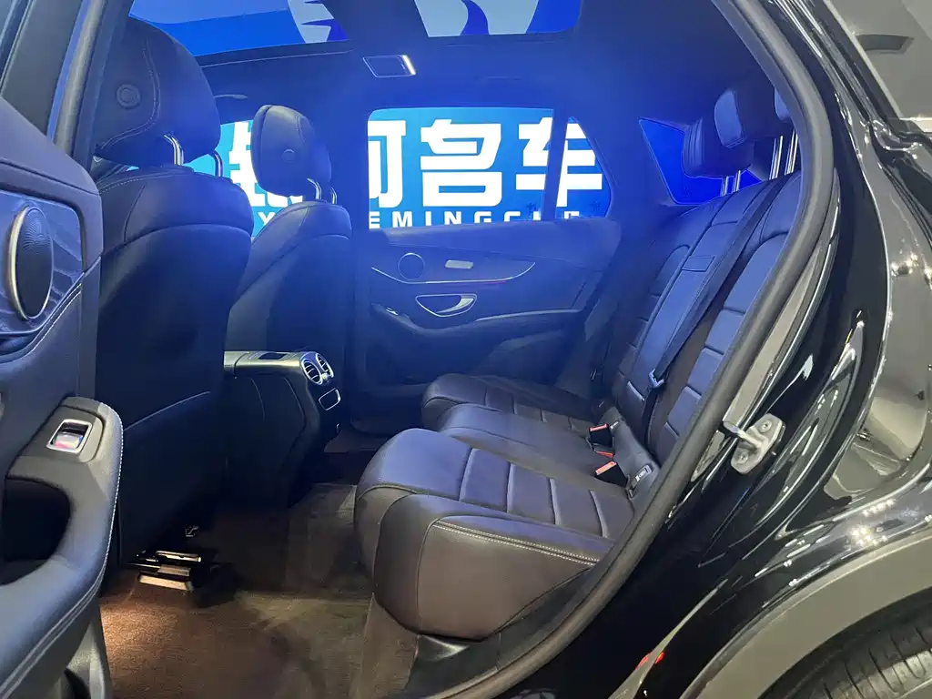 Mercedes-Benz GLC 2020 GLC 260 L 4MATIC Luxury
