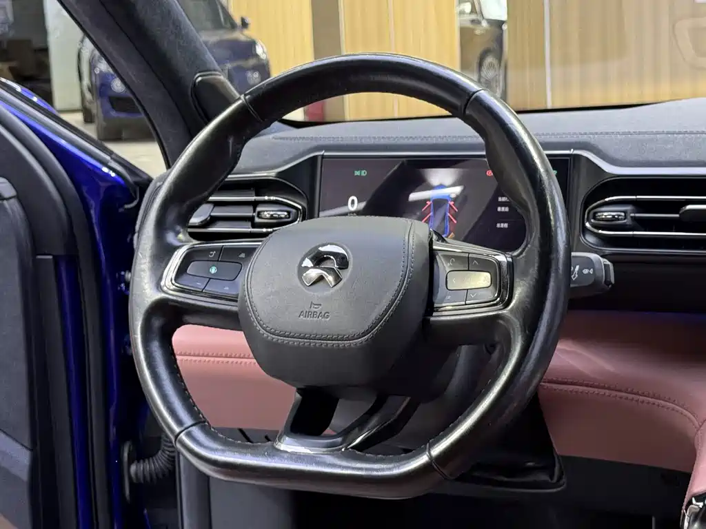 NIO EC6 — миниатюра 12