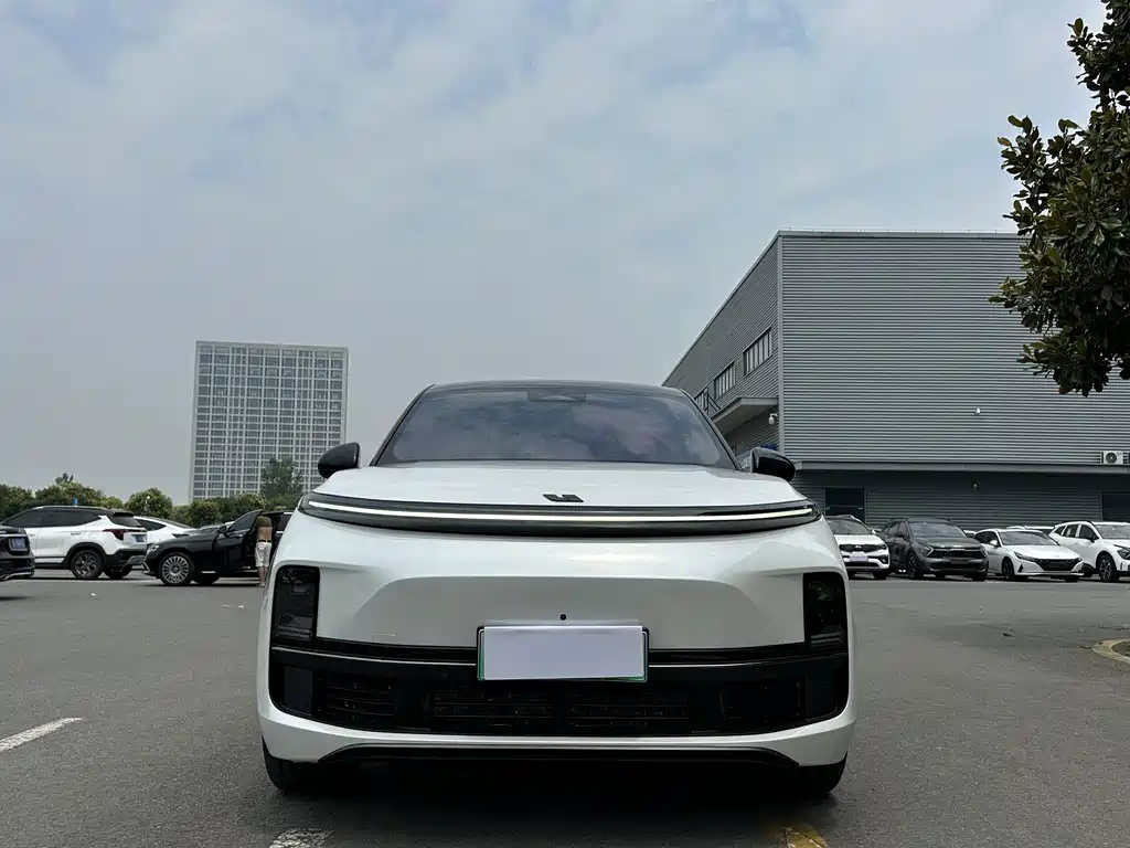 Li Auto L8 2023 Air