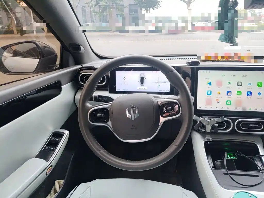Leapmotor Leapmotor C01 — миниатюра 3