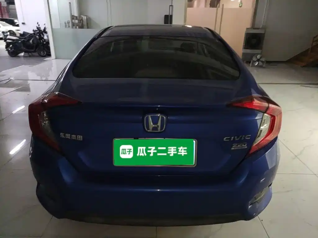 Honda Civic — миниатюра 6