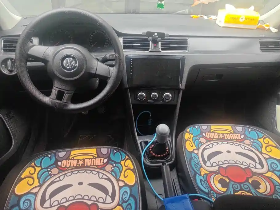 Volkswagen Santana — миниатюра 12