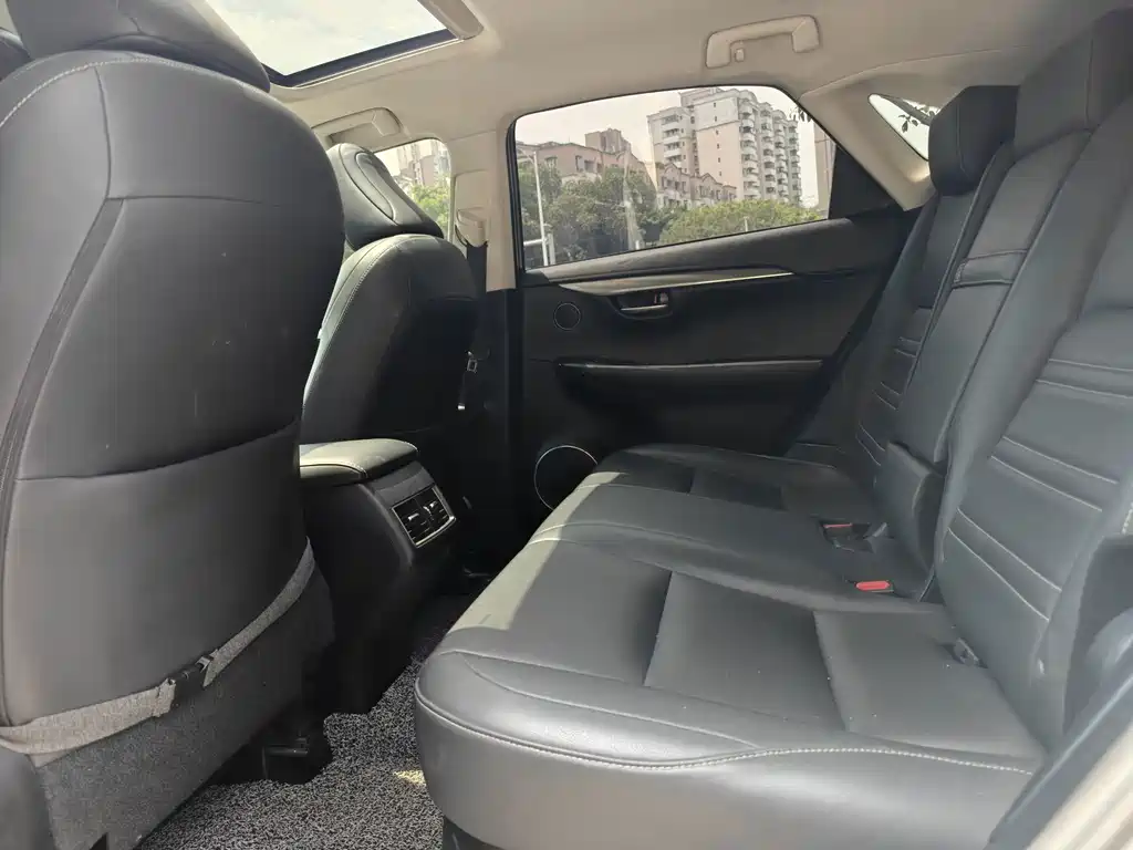 Lexus NX — миниатюра 9