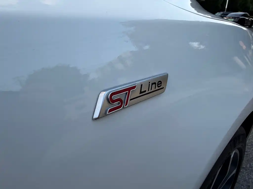 Ford Focus — миниатюра 8