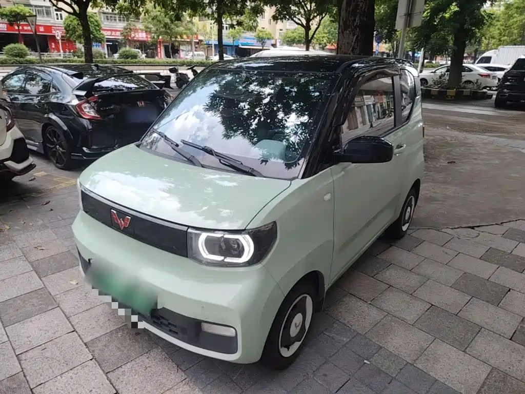 Wuling MINIEV