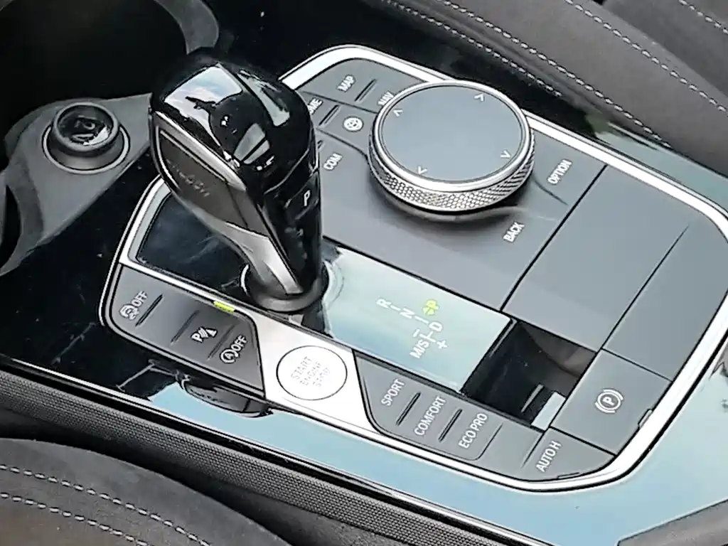 BMW 2 Series (Import) — миниатюра 9