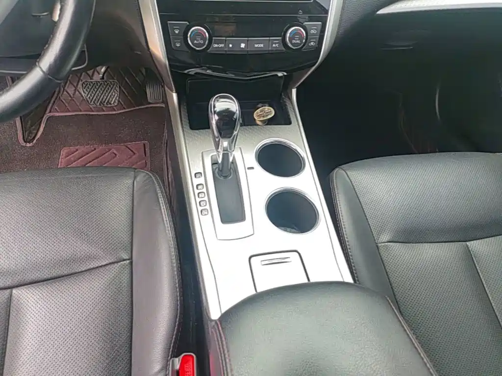 Nissan Teana — миниатюра 14