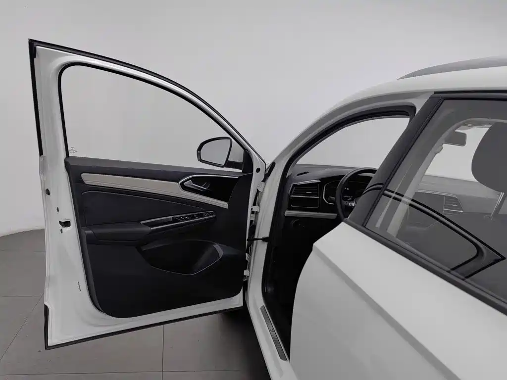 Jetta VS5 — миниатюра 8