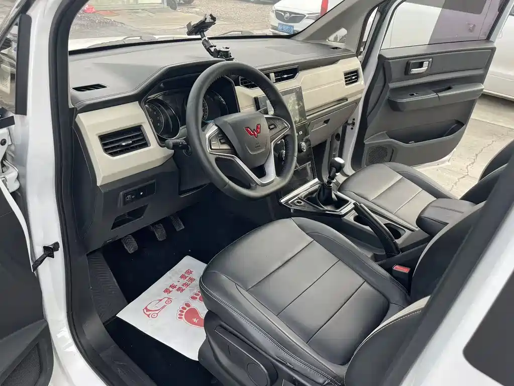 Wuling Journey 2021 1.5T MT Luxury