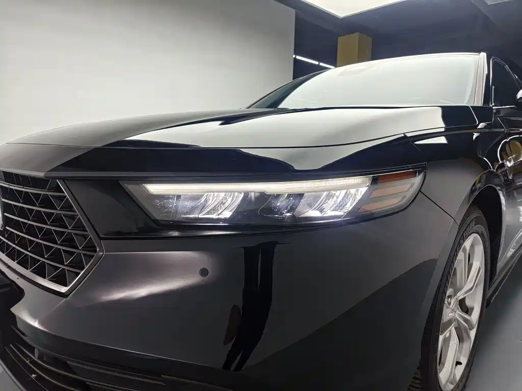 Honda Accord — миниатюра 11