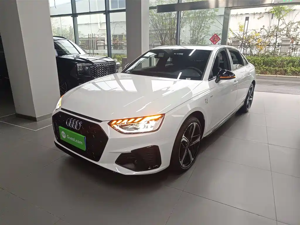 Audi A4L 2025