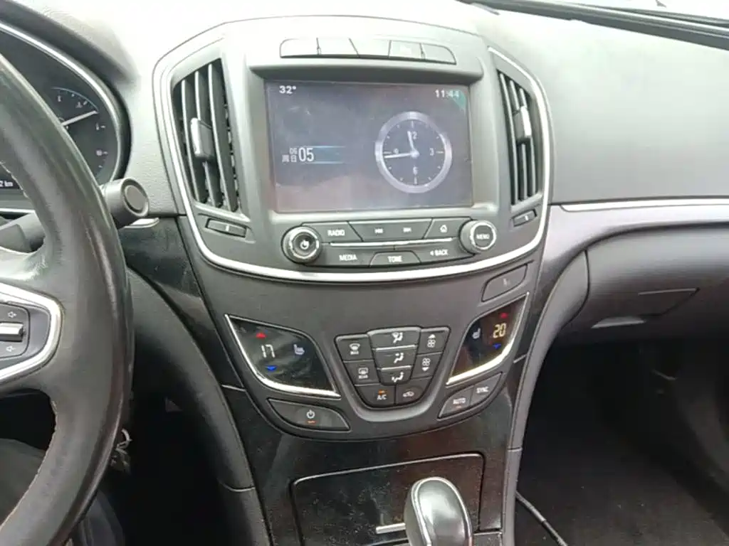 Buick Regal — миниатюра 18