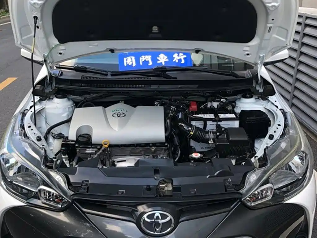 Toyota Yaris L — миниатюра 4
